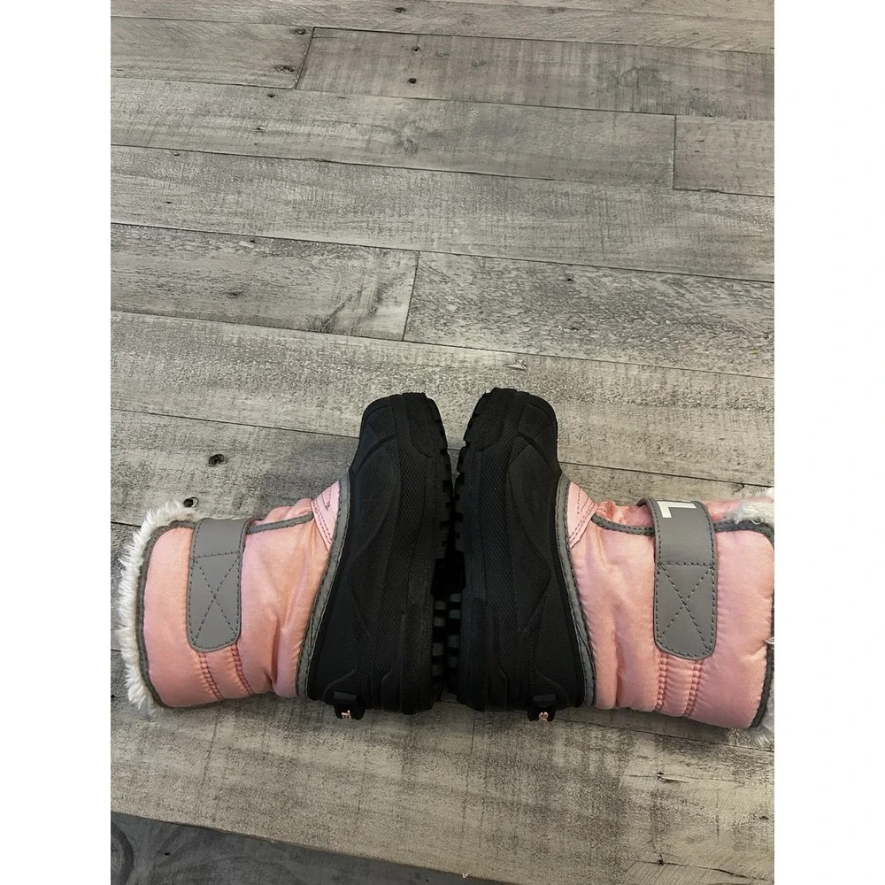 SOREL Commander Girls Size 9 Winter Boots Pink Snow Boots Toddler